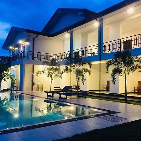 Sea Lagoon Beach Hotel 亭可马里 外观 照片